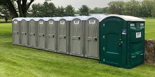 Best Deluxe Portable Toilet Rental  in Rossmoor, CA